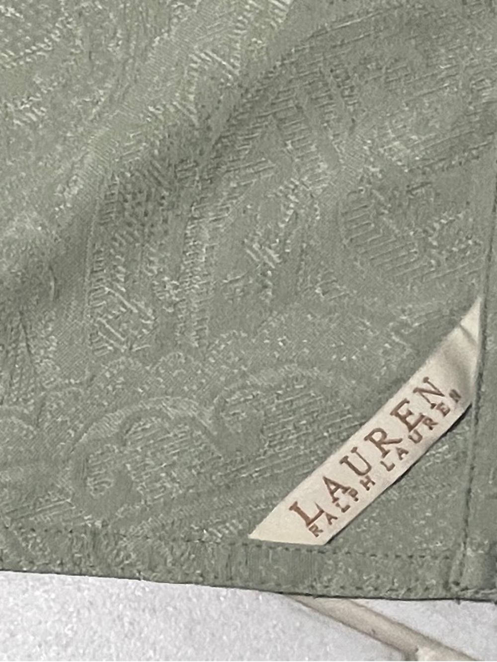 NWT Ralph Lauren Sage Thoroughbred Paisley 70” Round Tablecloth & 2 Napkins - Picture 10 of 10